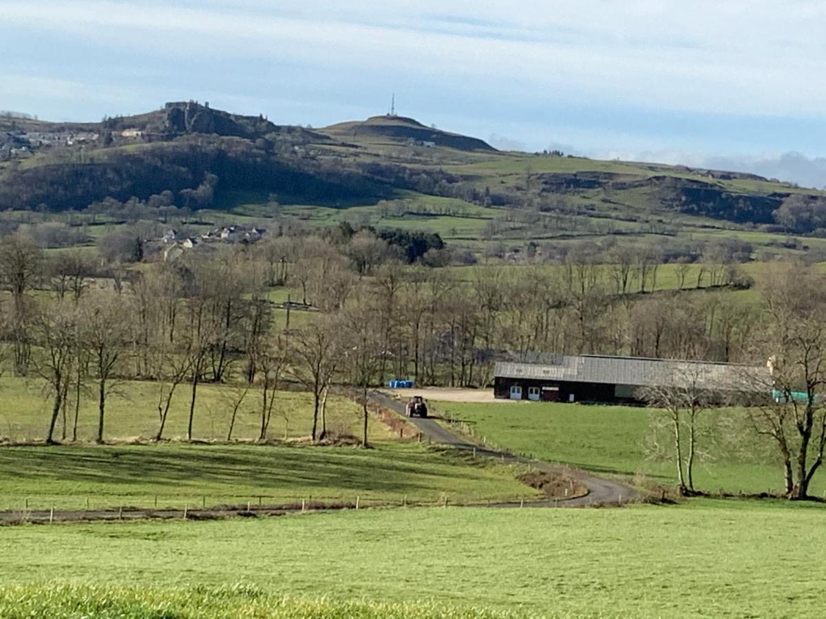 Le Buron Du Mas Marchastel (Cantal) Exterior foto