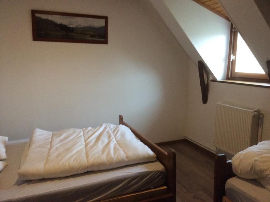 Le Buron Du Mas Marchastel (Cantal) Exterior foto